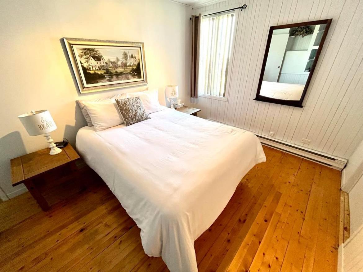 Les Appartements Du Vieil Edifice Metabetchouan 外观 照片